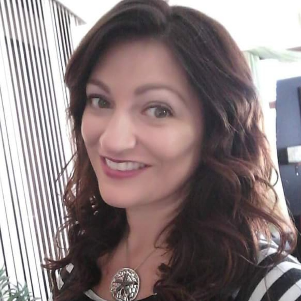 Meet your Posher, Cynthia